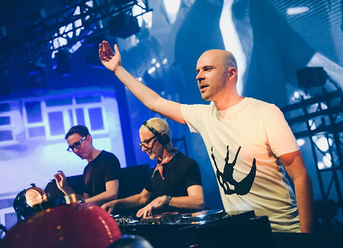 Apa Sih Progressive House? Simak Arti & Artisnya Yuk!