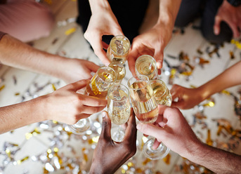 Libur Akhir Tahun? Ini Rekomendasi Aktivitas yang Bisa Lo Coba!