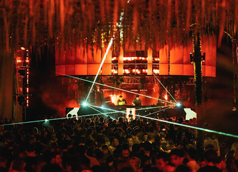 Best Spots Buat New Year Party: Dari Rooftop Sampai Beach Club